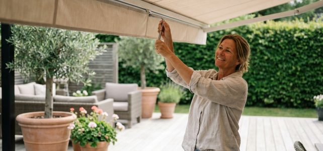 Aménagement extérieur : comment choisir son équipement de protection solaire ? Aménagement extérieur : comment choisir son équipement de protection solaire ?